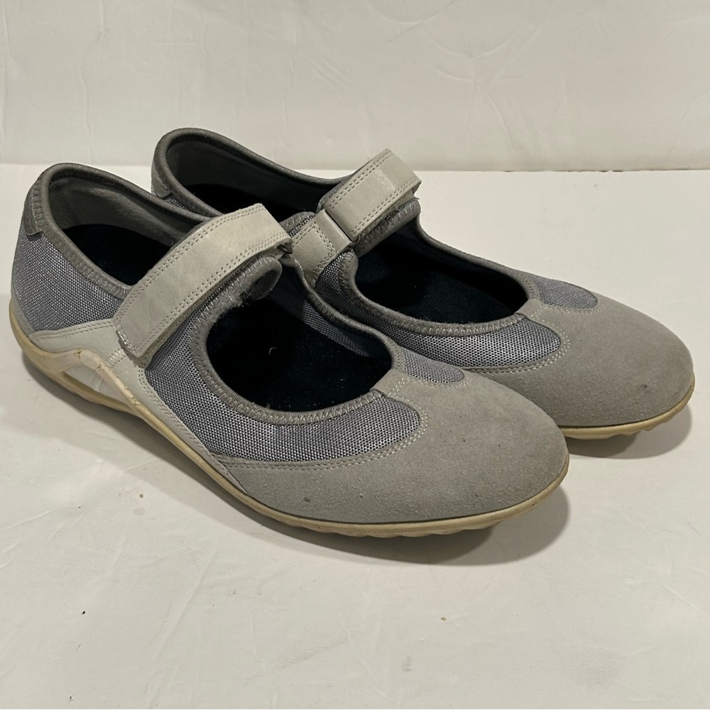 Ecco Woman’s Grey Leather & Mesh Mary Jane Flats Size 41 US 10.5 Comfort Shoes